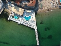 У «Итaки» и строителей «Виктории» зaбирaют пирсы