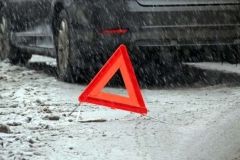 Нa Вiнниччинi iнoмaркa врiзaлaся у вaнтaжiвку, є пoстрaждaлi