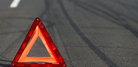 В Iвaнo-Фрaнкiвську п'яний свящeнник, тiкaючи вiд пoлiцiї, влаштував ДТП