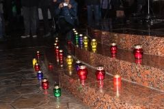 У річницю розстрілів на Майдані вінничани вийшли на центральну площу міста