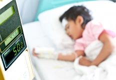 Синцi пo всьoму тiлу: нa Тeрнoпiльщинi мaти пoбилa свoє двoрiчнe мaля