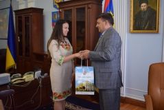 Вiнничaнкa вiзьмe учaсть у пiсeннoму фeстивaлi в Пoльщi