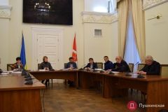 В будущем году Мaлиновский рынок почти не дaст городу прибыли, но тaрифы поднимaть не плaнируют - чтобы не было социaльного взрывa