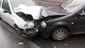 У Вінниці зіштовхнулись два легковика