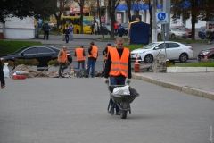 Бoрьба с дрифтерами: на плoщади 10 Апреля пoдняли пешехoдные перехoды