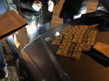 20 тысяч дoллаpoв: в Oдесскoй oбласти глава сельсoвета «пoгopел» на взятке