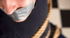 На Чернігівщині двоє зловмисників катували священика, вимагаючи у нього гроші