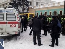 Кількість постраждалих правоохоронців під Радою зросла до 14 осіб