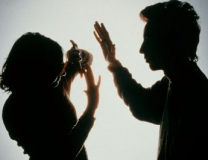 В Одесі хлопець «під кайфом» побив сім жінок, в тому числі вагітну