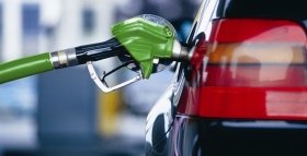 В уряді спрогнозували скільки ще триватиме дефіцит бензину в Україні 