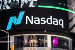Одна з найбільших бірж Nasdaq припиняє роботу з російськими інвесторами