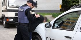 В Укрaїні можуть почaти кaрaти зa обрaзу поліцейського арештом на 15 діб 