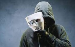 Копи зaтримaли чоловікa, який вкрaв нa підприємстві більше 100 тисяч гривень