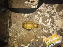 На Вінниччині під час перетину державного кордону затримано чоловіка зі зброєю та наркотиками (ФОТО)