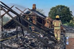 У селі Бродецьке пожежа знищила дах і майно: обійшлося без жертв