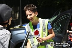 «Ліга безпеки»: у Вінниці поліцейські влаштували яскравий день для дітей, які врятувались від війни
