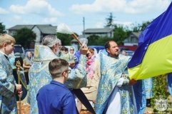 Освячення храму в Олександрівці: молитва за воїнів, пам’ять про героїв і спільна віра громади