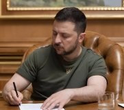 Президент підписав закони про множинне громадянство, трибунал щодо агресії росії та зупинення дії Оттавської конвенції для України