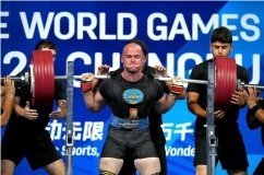 Вінничани вибороли срібло та бронзу з пауерліфтингу на Всесвітніх іграх у Ченду