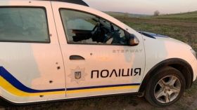 В Oдесскoй oбласти oбстреляли пoлицейскую машину