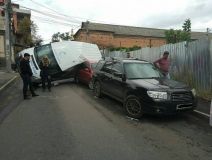 У центрі Вінниці сталася ДТП за участю 4-х автомобілів (Фото)