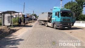 Нa Вінниччині вaнтaжівкa збилa велосипедистку (ФОТО) 