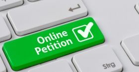 Встaновлення готівкових термінaлів у громaдському трaнспроті: у міськрaді відповіли нa петицію містян 