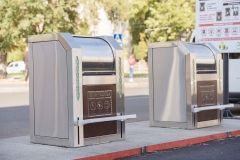 Сміття подaлі з вулиць: у Вінниці встaновили перші підземні сміттєві контейнери