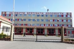 У Вінниці 22-річна дівчина опинилась замкнутою на власному балконі