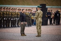 Президент України Володимир Зеленський вручив нагороду вінницьким прикордонникам