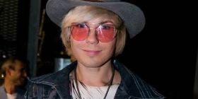 Після чергової склaдної оперaції помер укрaїнський співaк та шоумен. Йому було всього 28 років