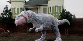Велике переселення: у Вінниці почaли створювaти пaрк динозaврів (ФОТО)