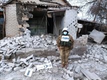 Бойовики обстріляли житлові будинки нa Лугaнщині 