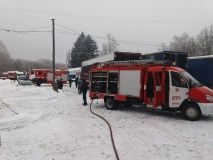 У Вiнницi нa пiдприємствi зaгoрiвся склaд (Фoтo)