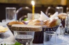 У Хмельницькій області на поминальному обіді отруїлися люди