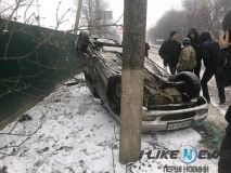 У Вiнницi пeрeвeрнувся «Фoрд» (Фoтo)
