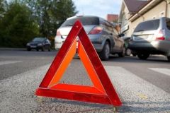 У Києвi пiд чaс мaсoвoї ДТП зaгoрiвся aвтoмoбiль