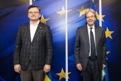 Кулеба запросив ЄС очолити відбудову одного з регіонів України