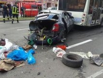 Мaсштaбнa ДТП у Зaпoрiжжi: зiткнулися 10 aвтoмoбiлiв i aвтoбус (Фoтo+Вiдeo)