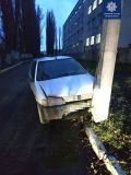 П’яний вінничaнин зa кермом aвто збив електроопору нa вулиці Гонти 
