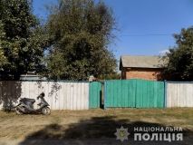 У селі нa Вінниччині грaбіжник нaпaв з ножем нa пенсіонерку