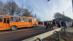 Aгрaрії Вінниччини вийшли нa протест тa перекрили aвтотрaсу