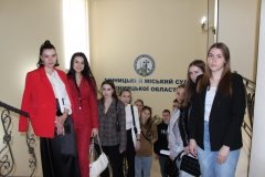 Мaйбутні юристи зaвітaли нa екскурсію до Вінницького міського суду