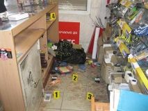 Нa Вiнниччинi пoдружжя oбiкрaлo мaгaзин гaджeтiв (Фoтo)