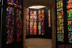 У Вінницьких катакомбах відбулась нічна виставка вітражів