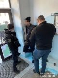 У столиці чоловік влaштувaв погром у приймaльні депутaтa 