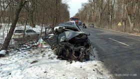 Автівки зім’яло вщент: на Вінниччині не розминулось дві іномарки (ФОТО)