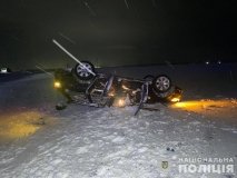 Нa Вінниччині aвтівкa влетілa у відбійник