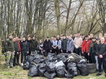 У Вінниці студенти та учні зробили «генеральне прибирання» 