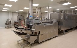 Більше 200 підприємств, переміщених за програмою релокації уже працюють